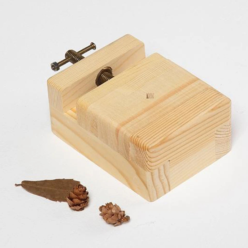 Universal Mini Drill Press Vise Clamp Table Bench Vice for Jewelry Walnut Repairing Clip On DIY Sculpture Craft Carving Bed Tool