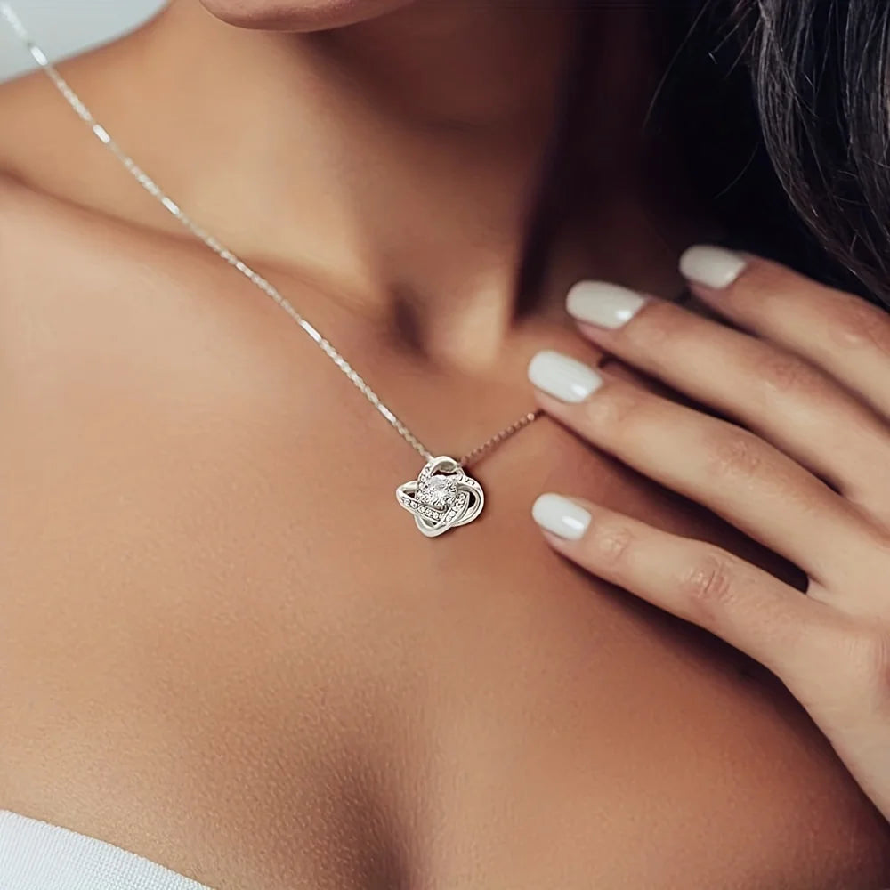 Sentimental To My Mom Necklace - Perfect Mom Gift From Daughter
