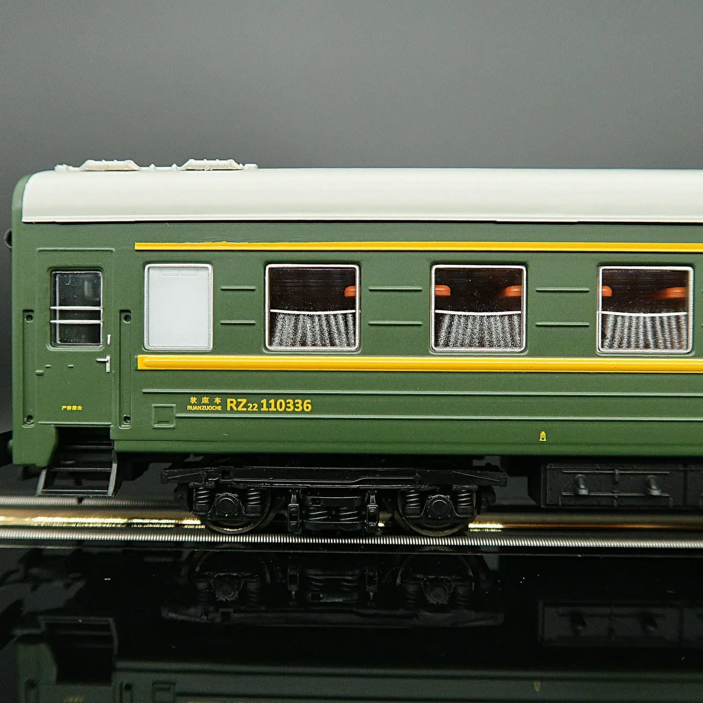 HERIS Train Model HO Type 1/87 17066 National Railway