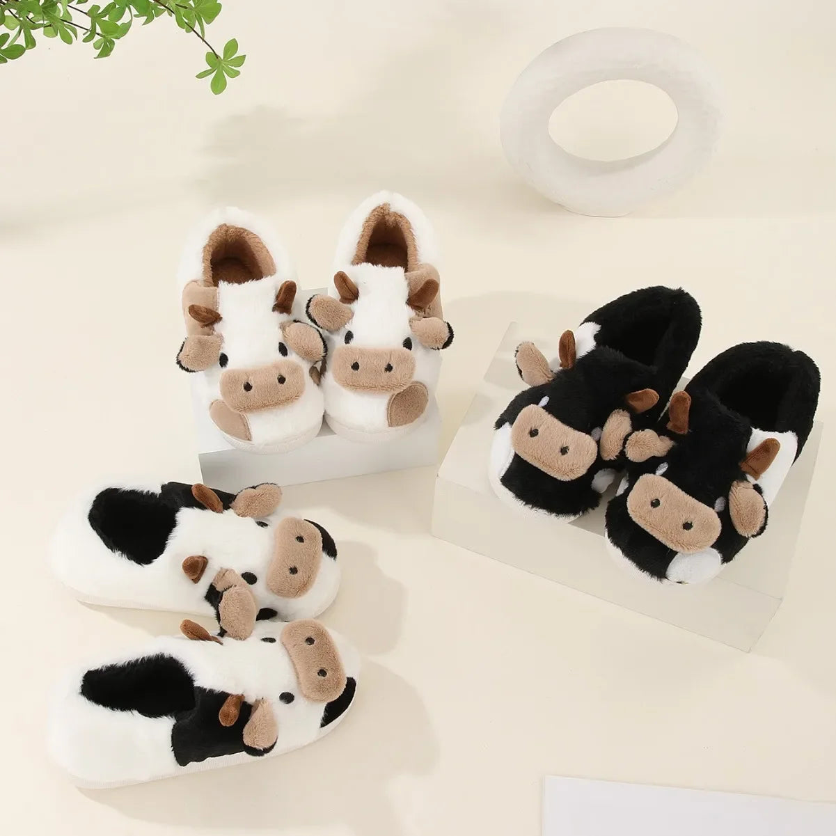 Winter Home Slippers for Couples Warm Plush Neutral Cartoon Cow I