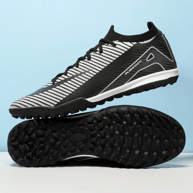 Men Professional Training Football Boots Ultralight Soccer Shoes