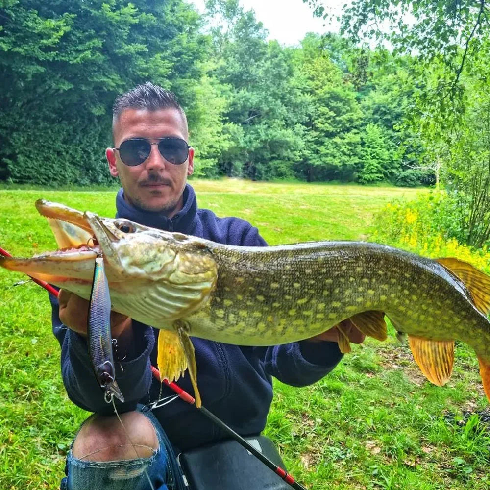 Sinking Minnow 19g Floating Jerkbait 15g Fishing Lure Treble Hooks