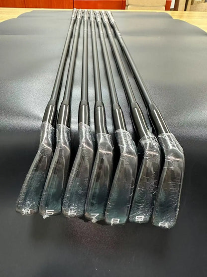 2024 New Brand Black Golf Irons Set P 790 456789p with Shaft and Grip P790 Golf Club Iron set 7pcs Head Cover Free Shipping