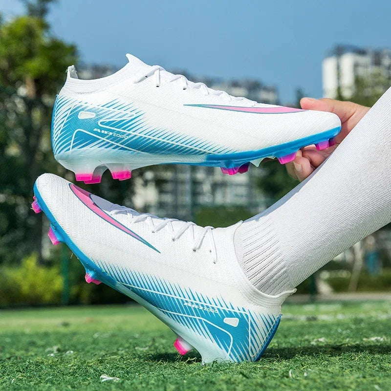 Men Professional Training Football Boots Ultralight Soccer Shoes